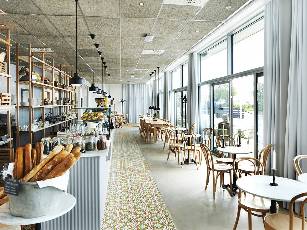 07 gợi ý trang trí quán cafe đẹp đơn giản và vô cùng tiết kiệm