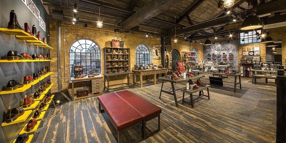 trang trí showroom