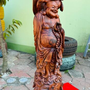 Tượng Gỗ Di Lặc Khắc Thủ Công Từ Gỗ Sưa Đỏ Bắc