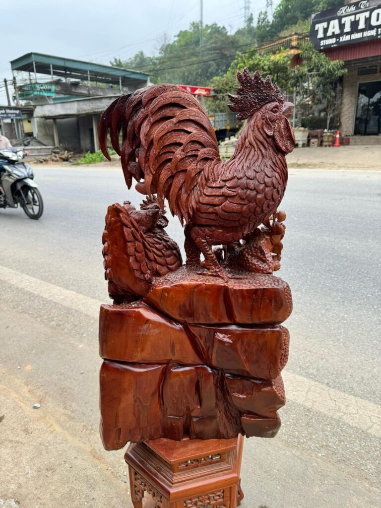 Tượng gỗ gia đình gà khắc thủ công từ gỗ ngọc am