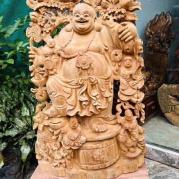 Tượng Gỗ Nhất Tâm Bái Phật Khắc Thủ Công Từ Gỗ Bách Xanh Mộc Châu