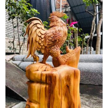 Tượng Gia Đình Gà Gỗ Nhai Bách Thơm Tự Nhiên – TPTG 08