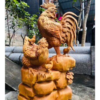 Tượng Gia Đình Gà Gỗ Nhai Bách Thơm Tự Nhiên – TPTG 08