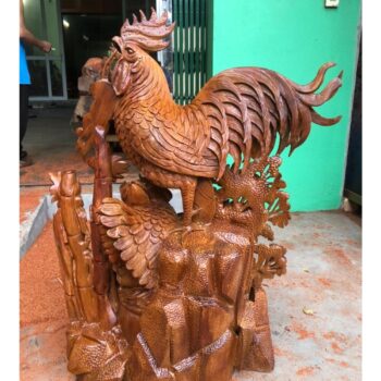 Tượng Gia Đình Gà Gỗ Hương Việt Cao 98cm – TPTG 01